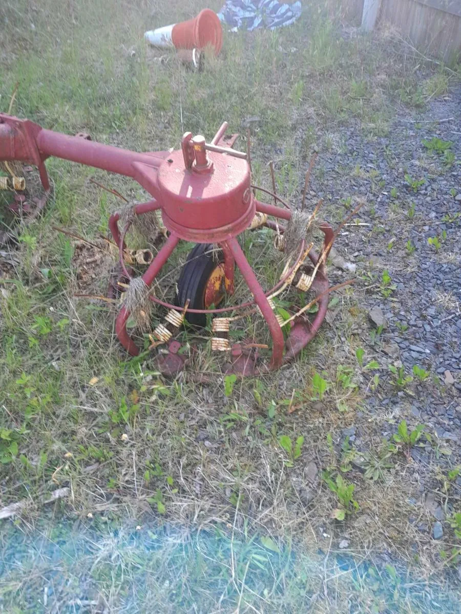 Hay kicker - Image 2
