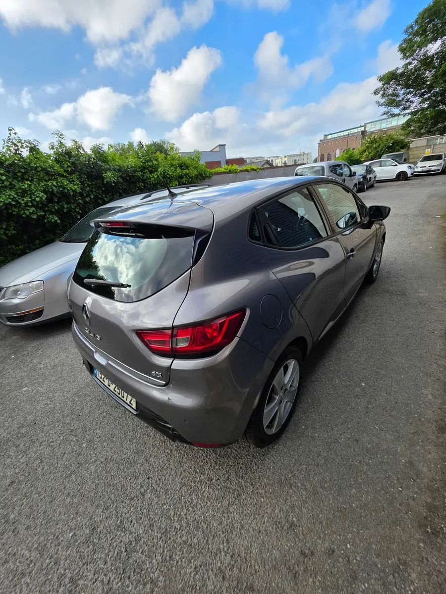 Renault Clio 2015 - Image 4