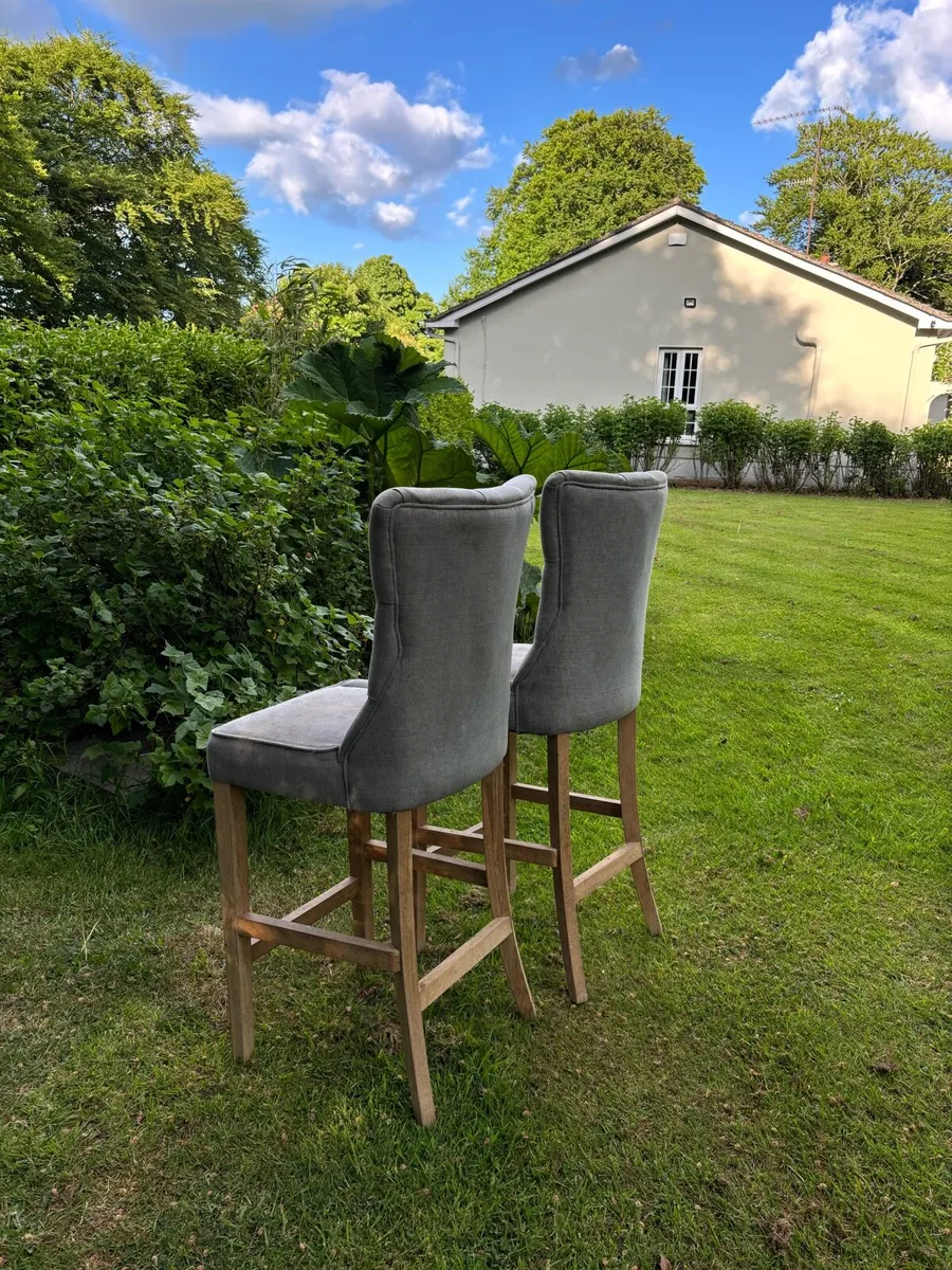 2 grey barstools - Image 1