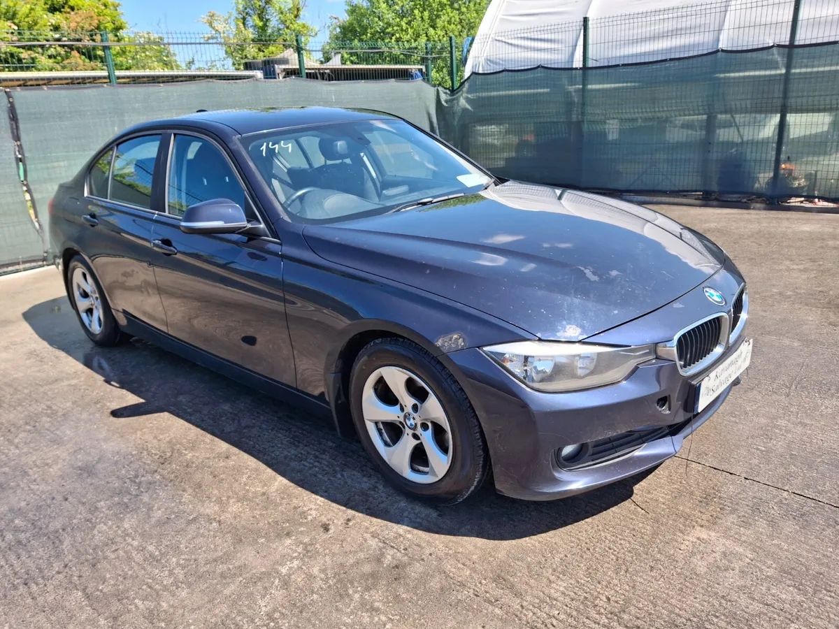 2012 BMW 320D. Drive away - Image 4