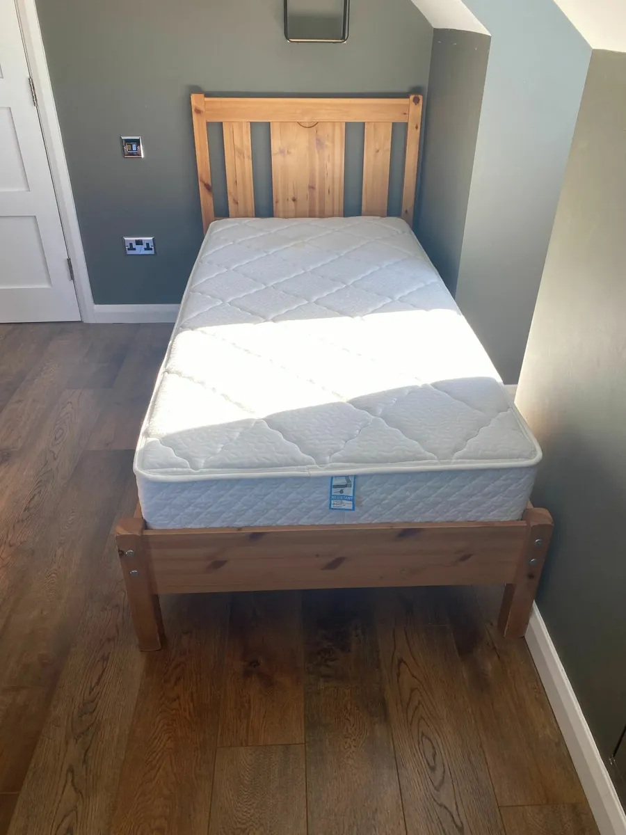 Single Bed - Image 3