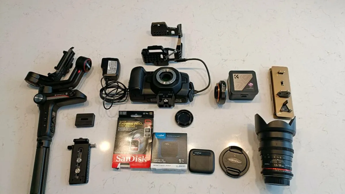 Blackmagic Pocket Cinema camera 4k bundle - Image 1