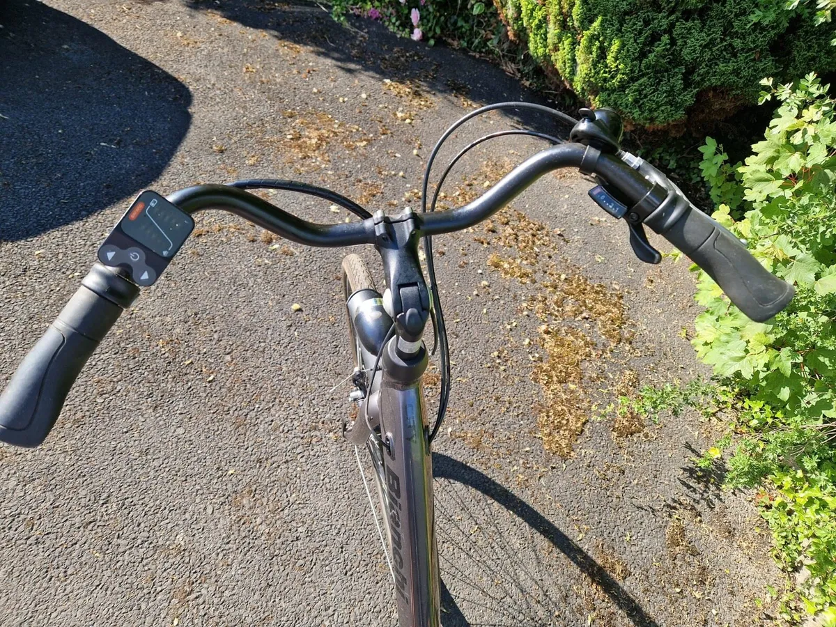 Bianchi Electric Bike - Image 3