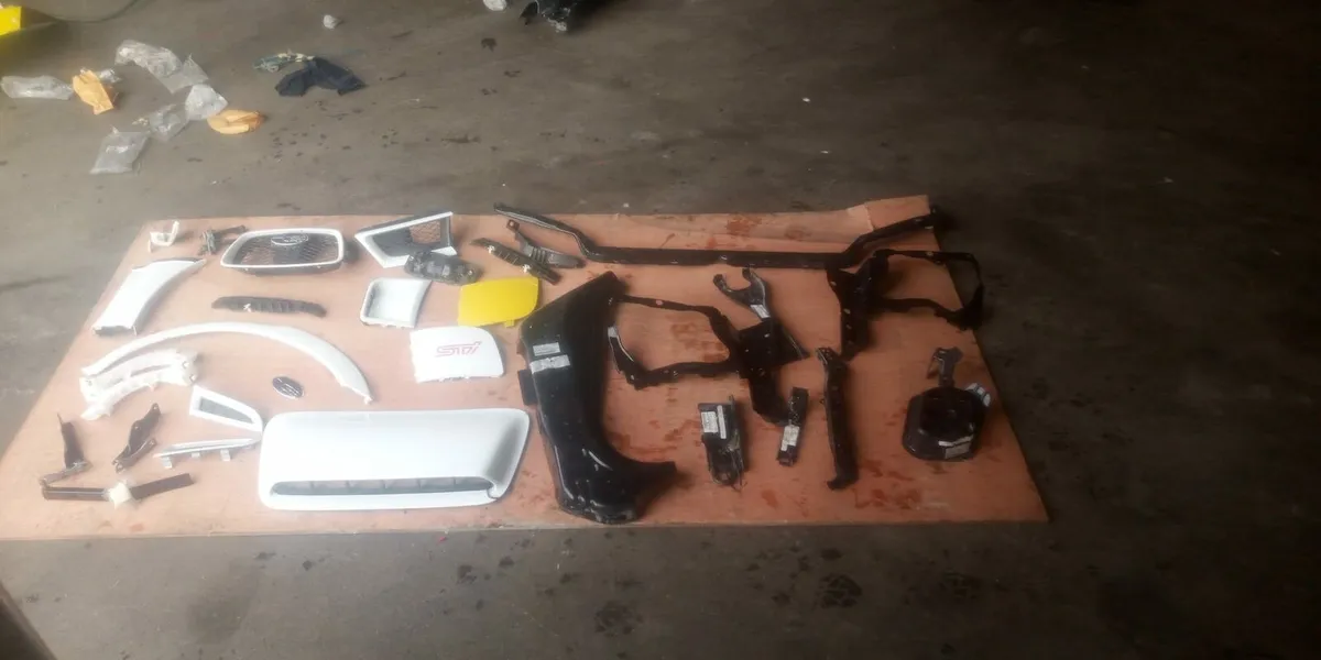 Subaru impreza wrx n12 and n14 parts - Image 2