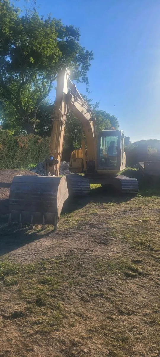 JCB JS130 / LOW LOADER - Image 2