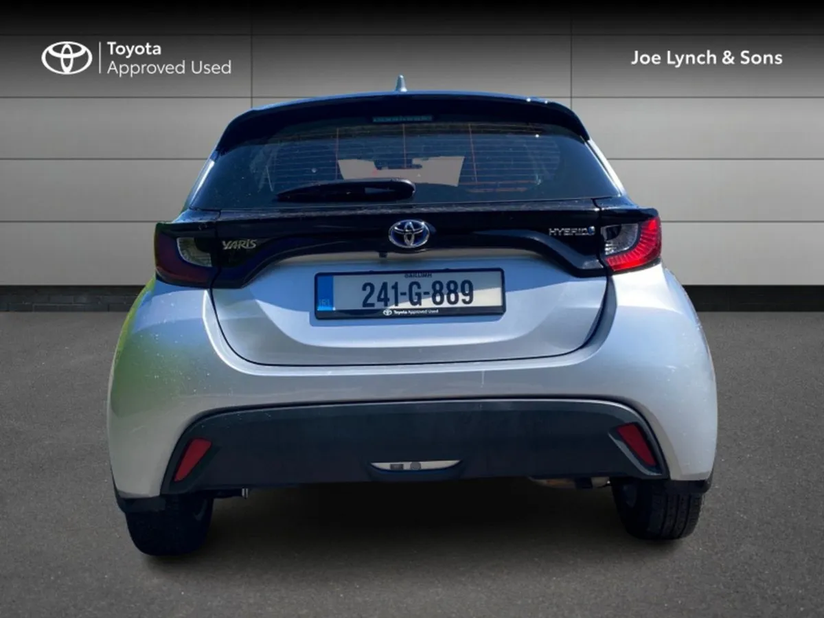 Toyota Yaris Yaris 1.5 Hybrid Luna - Image 4
