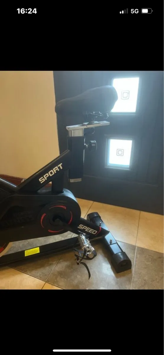 Exercise bike - Image 2