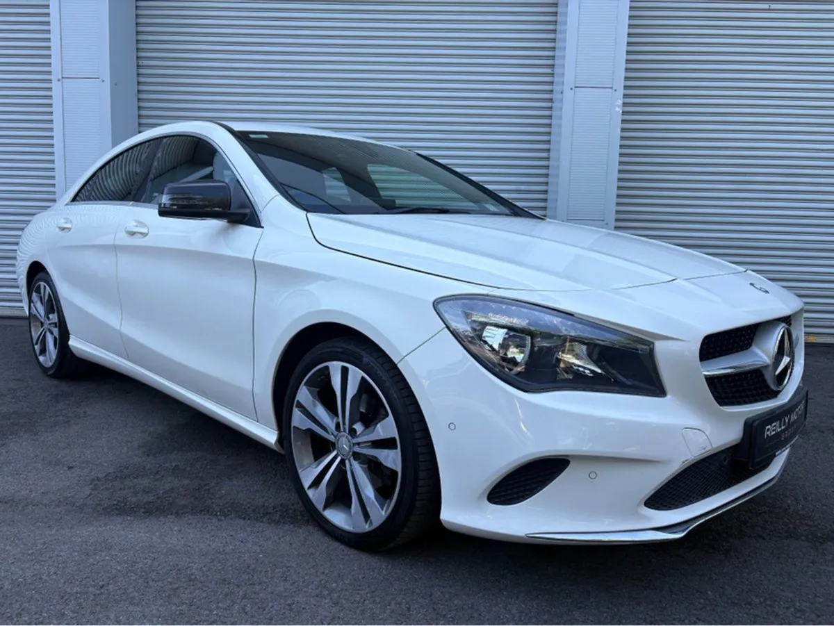 Mercedes-Benz CL-Class Cla200 2.1 Diesel Sport 4D - Image 1