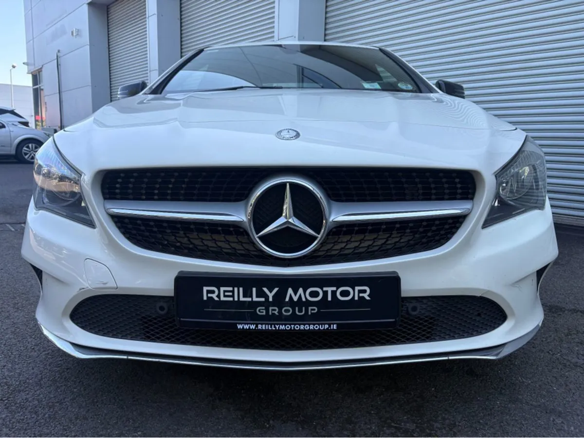 Mercedes-Benz CL-Class Cla200 2.1 Diesel Sport 4D - Image 2