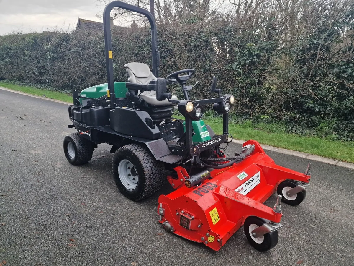 Ransomes ride on mower lawnmower 700 hours - Image 4