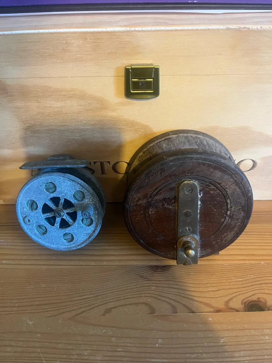 Antique Fishing Reels - Image 2