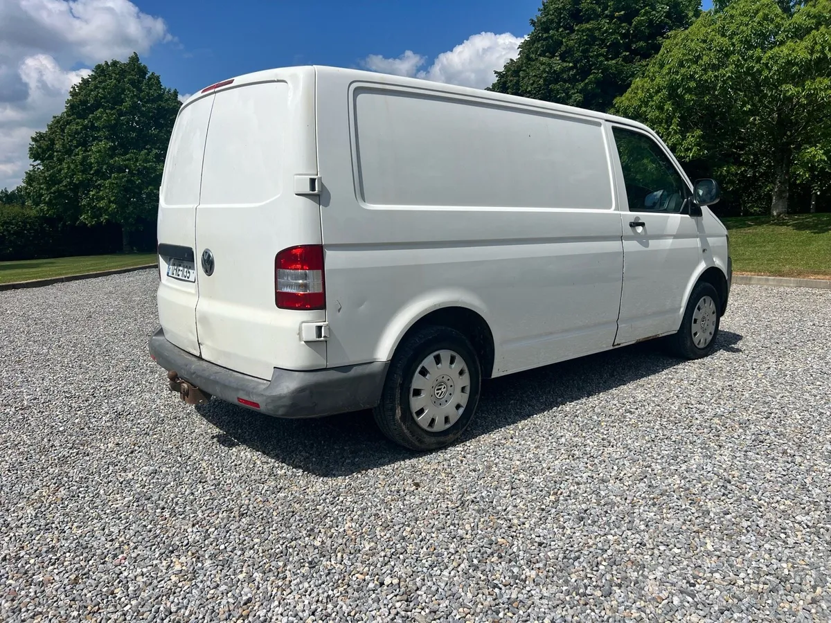 VW Transporter - Image 4