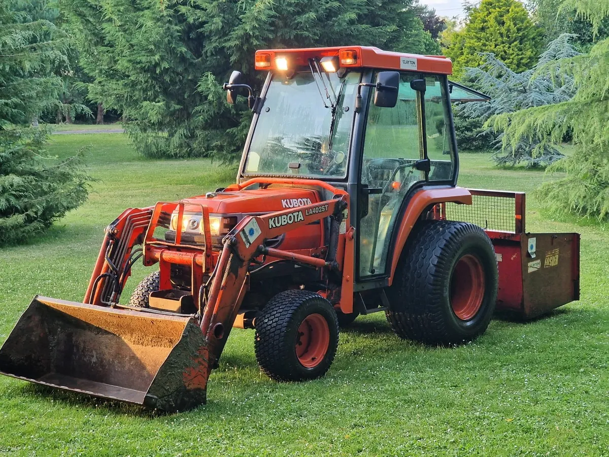 Kubota Compact Tractor - Image 4