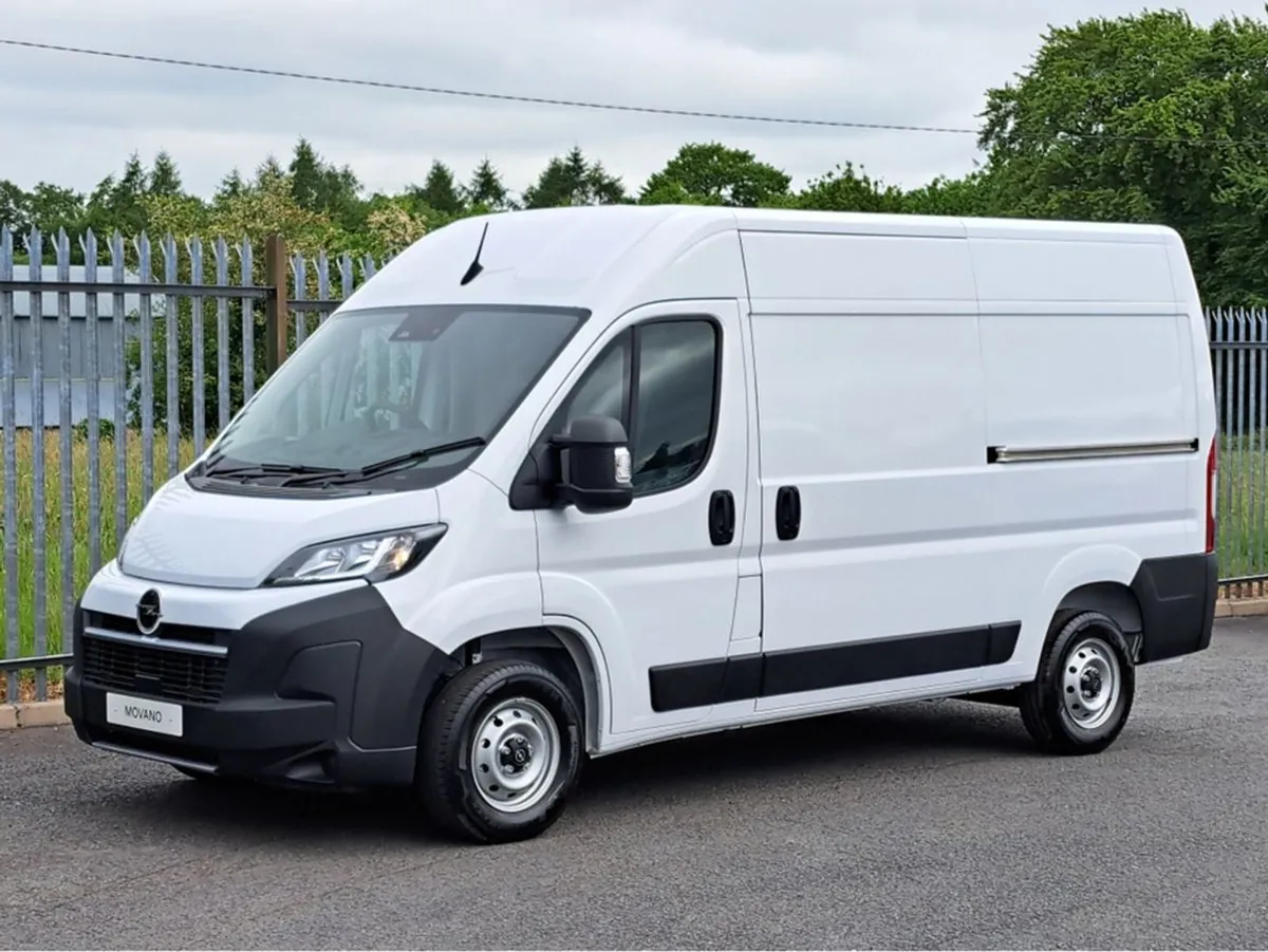Opel Movano Komfort 2.2td 140BHP L2h2  reversing - Image 4