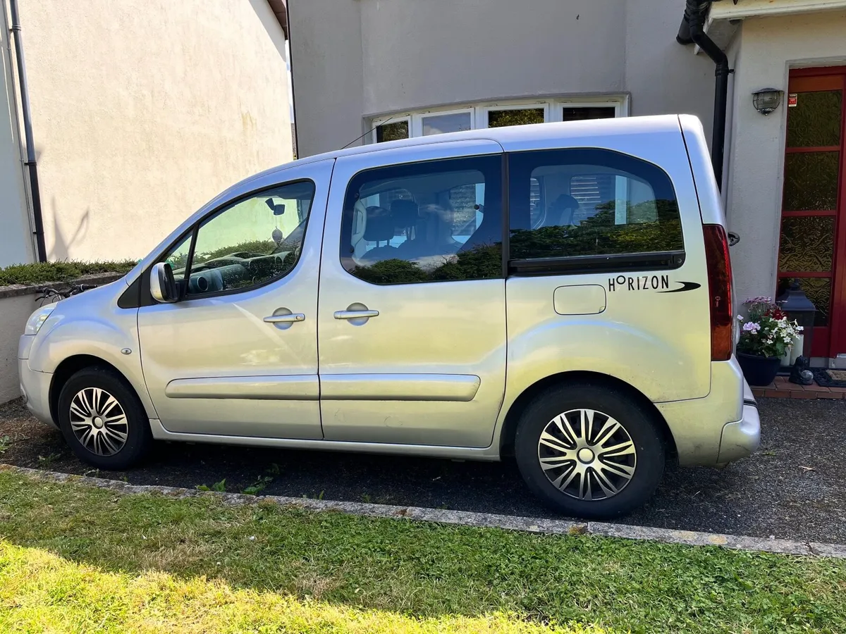 Peugeot Partner 2012 WHEELCHAIR CAR - Image 2