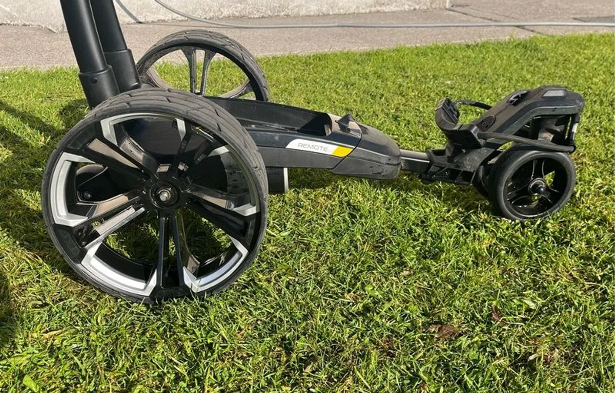 PowaKaddy Electric GPS Remote Golf Trolly - Image 1