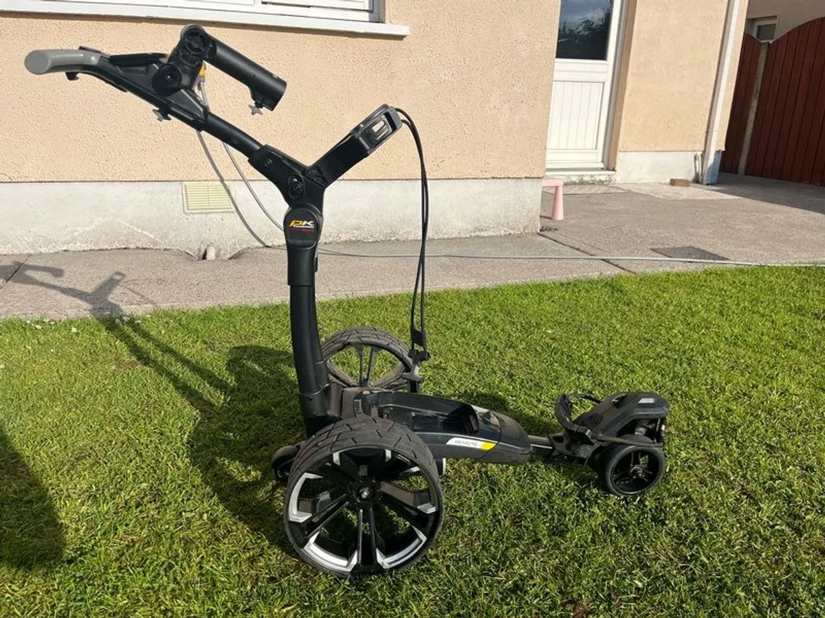 PowaKaddy Electric GPS Remote Golf Trolly - Image 4