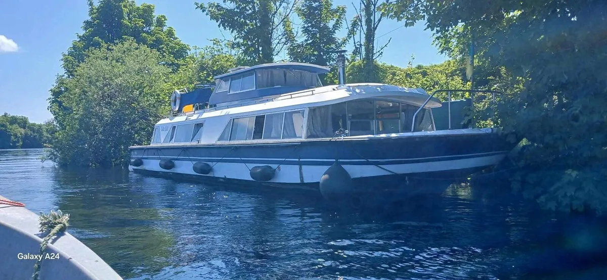 Boat for sale - Image 1