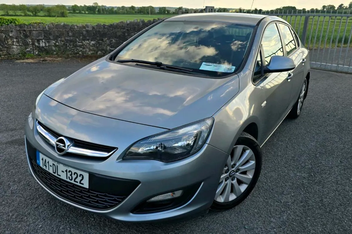 2014 Opel Astra 1.7 CDTI Low Miles/Irish Car - Image 4