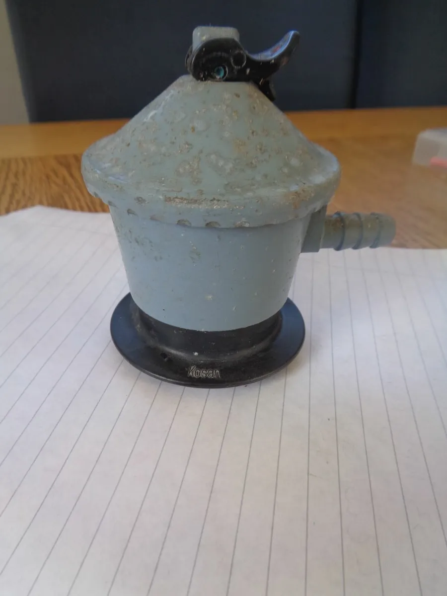 Gas Regulator for Sale - Image 1