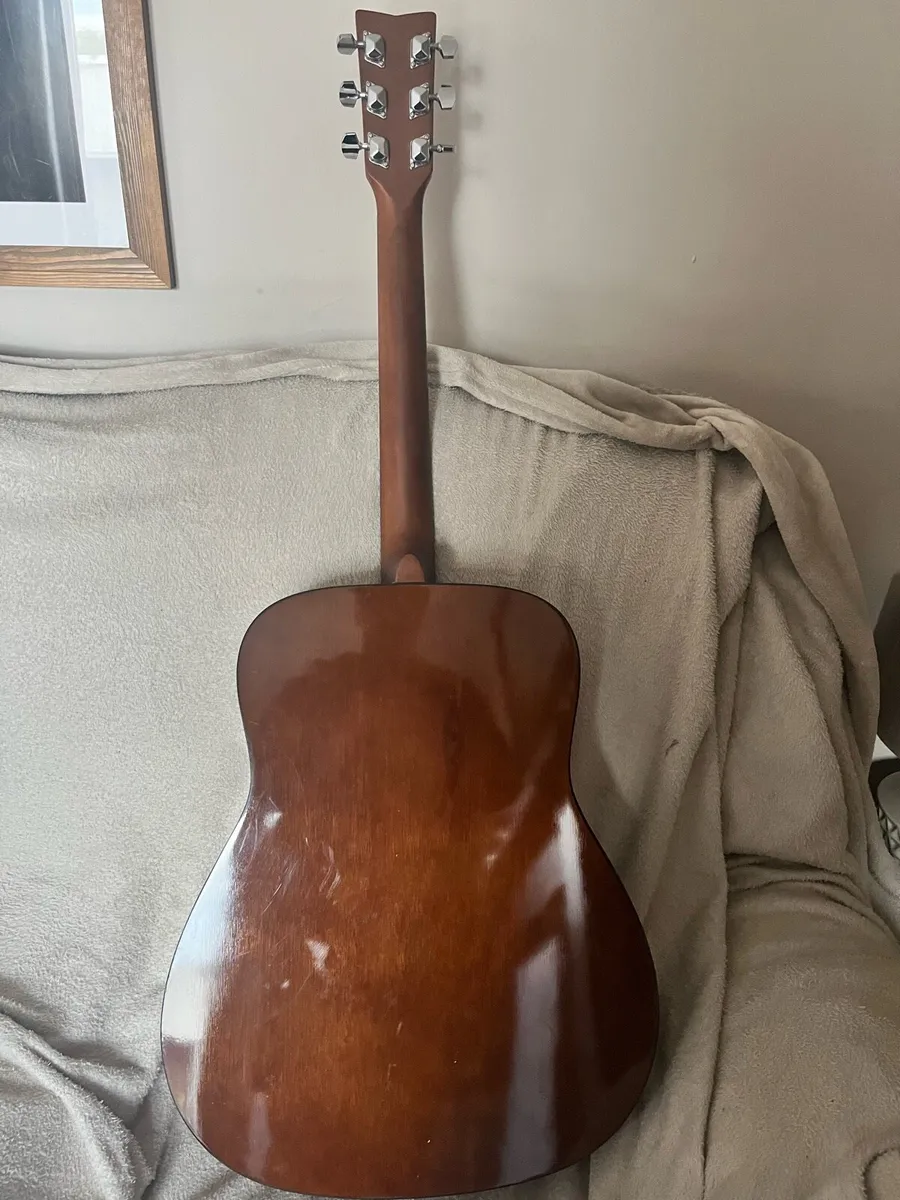 Guitar - Image 3