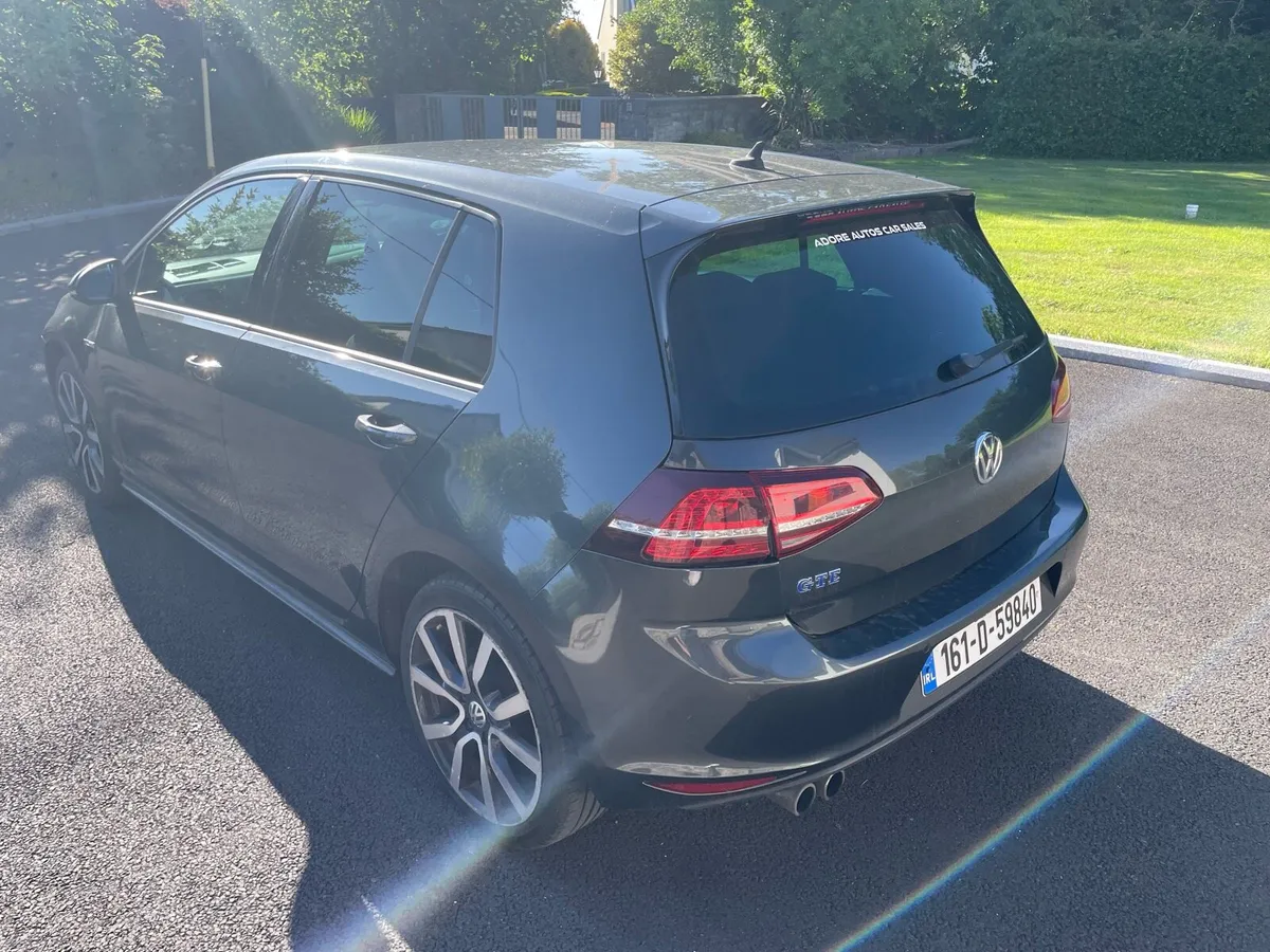 VW Golf - Image 4