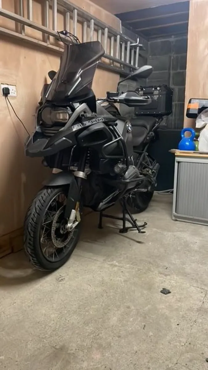 BMW R 1200 GS Adventure 2018 - Image 1