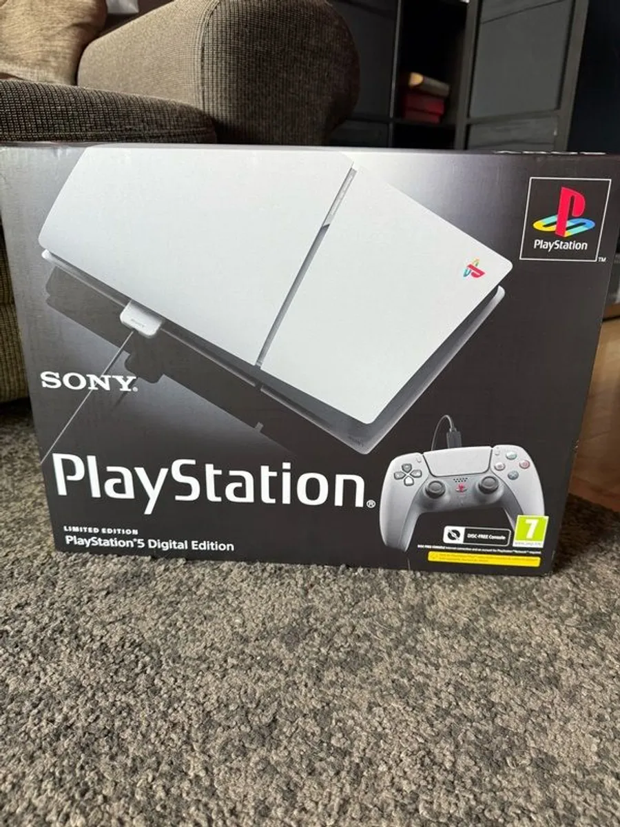 PlayStation 5 30th Anniversary - Image 1
