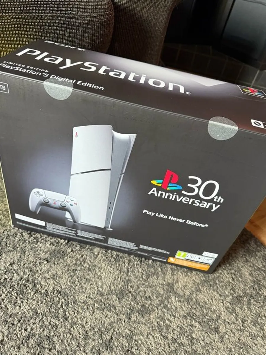 PlayStation 5 30th Anniversary - Image 2