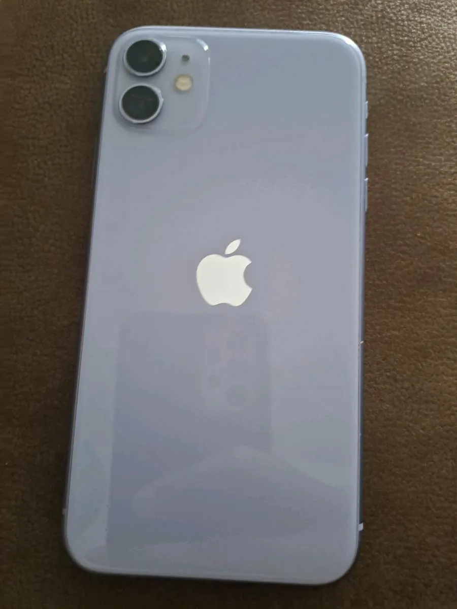 Iphone 11 - Image 1