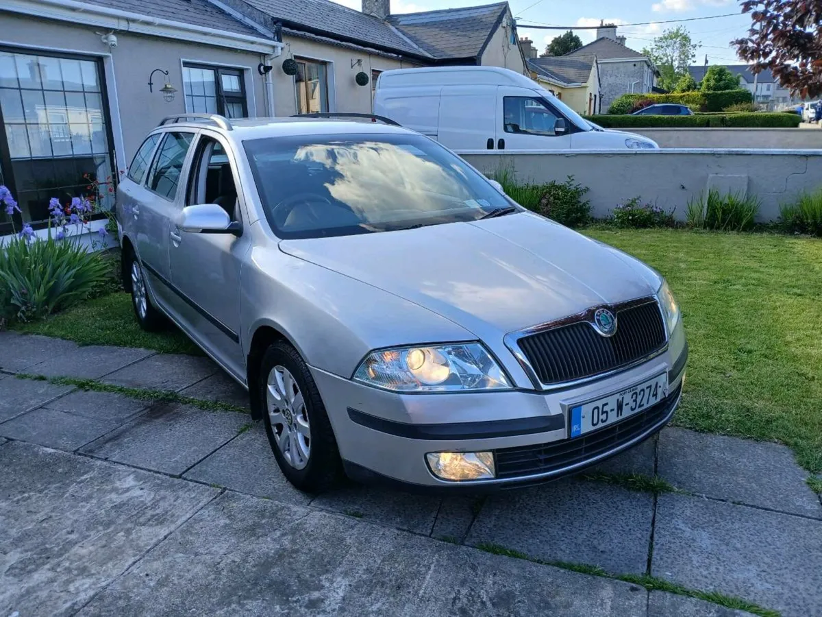 ESTATE NCT AND TAX FULL SERVICE HISTORY TWO OWNERS - Image 3