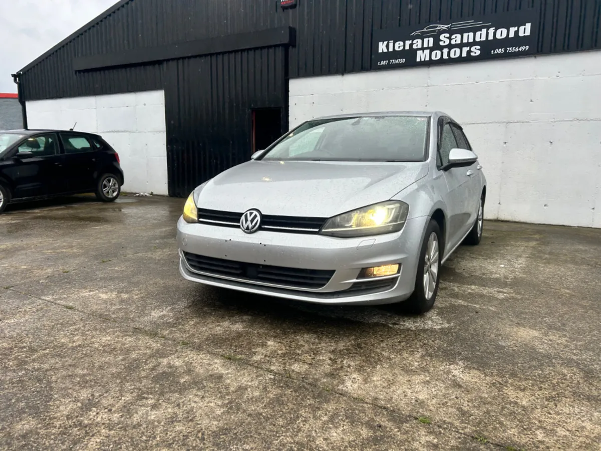 2014 Volkswagen Golf - Image 4