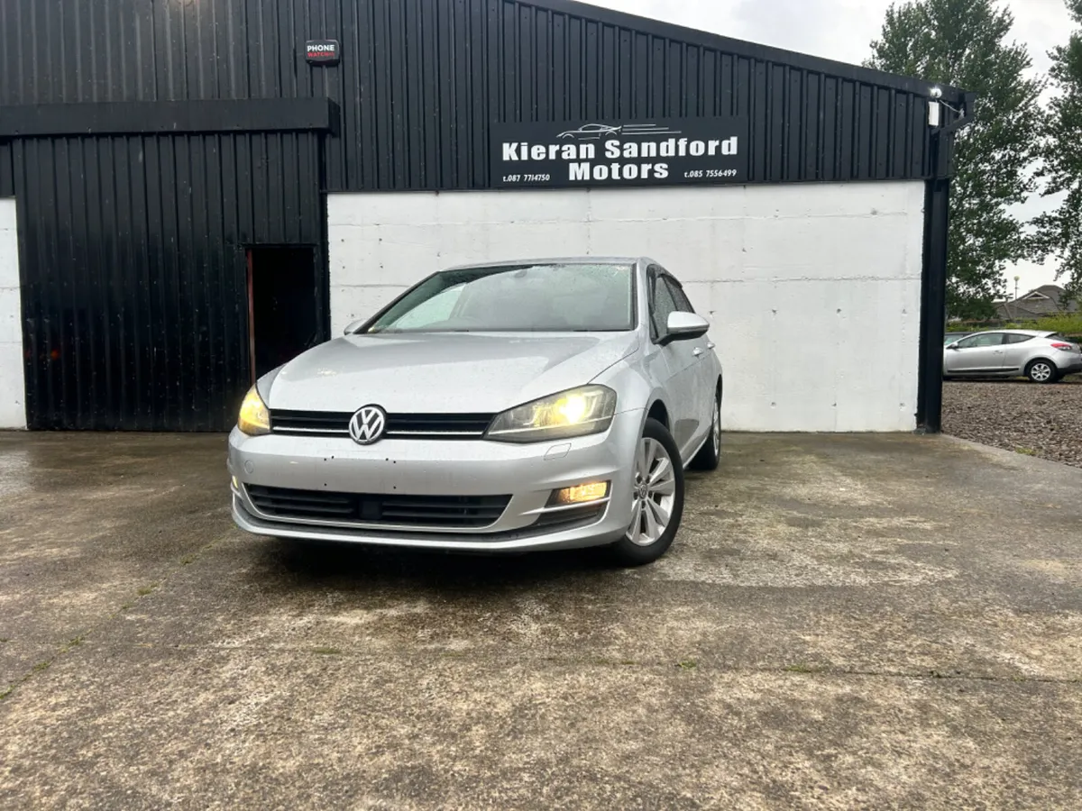 2014 Volkswagen Golf - Image 1