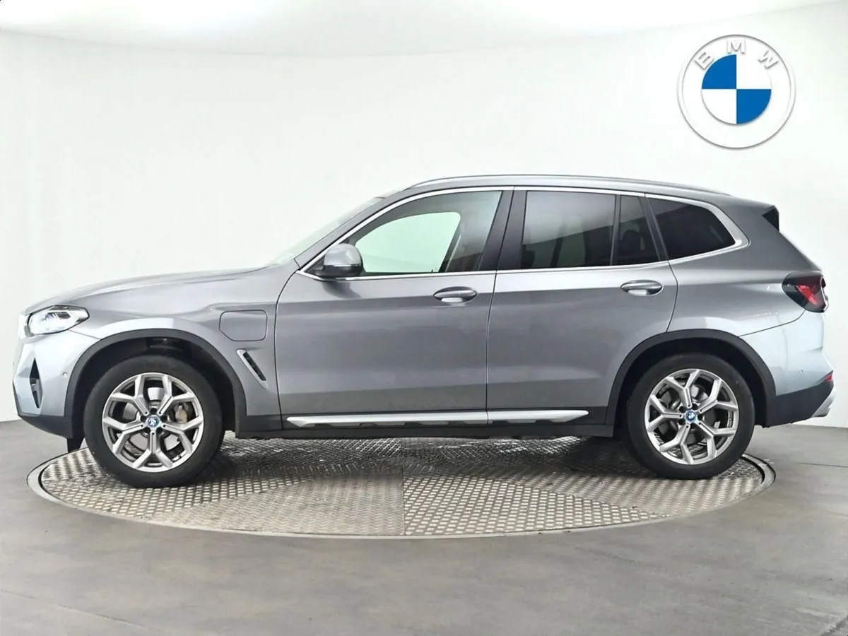 BMW X3 Xdrive30e Xline - Image 3