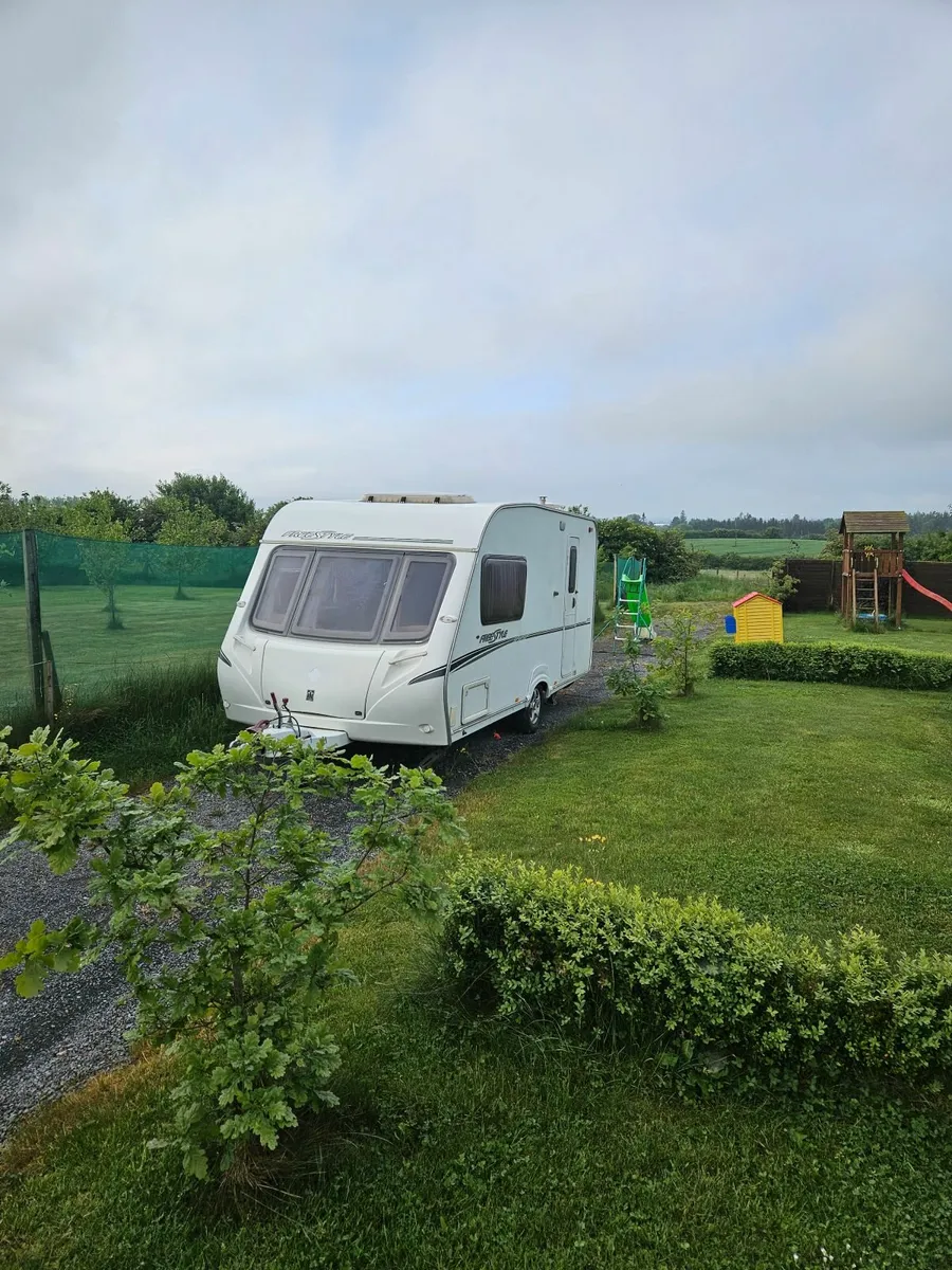 Caravan - Image 1
