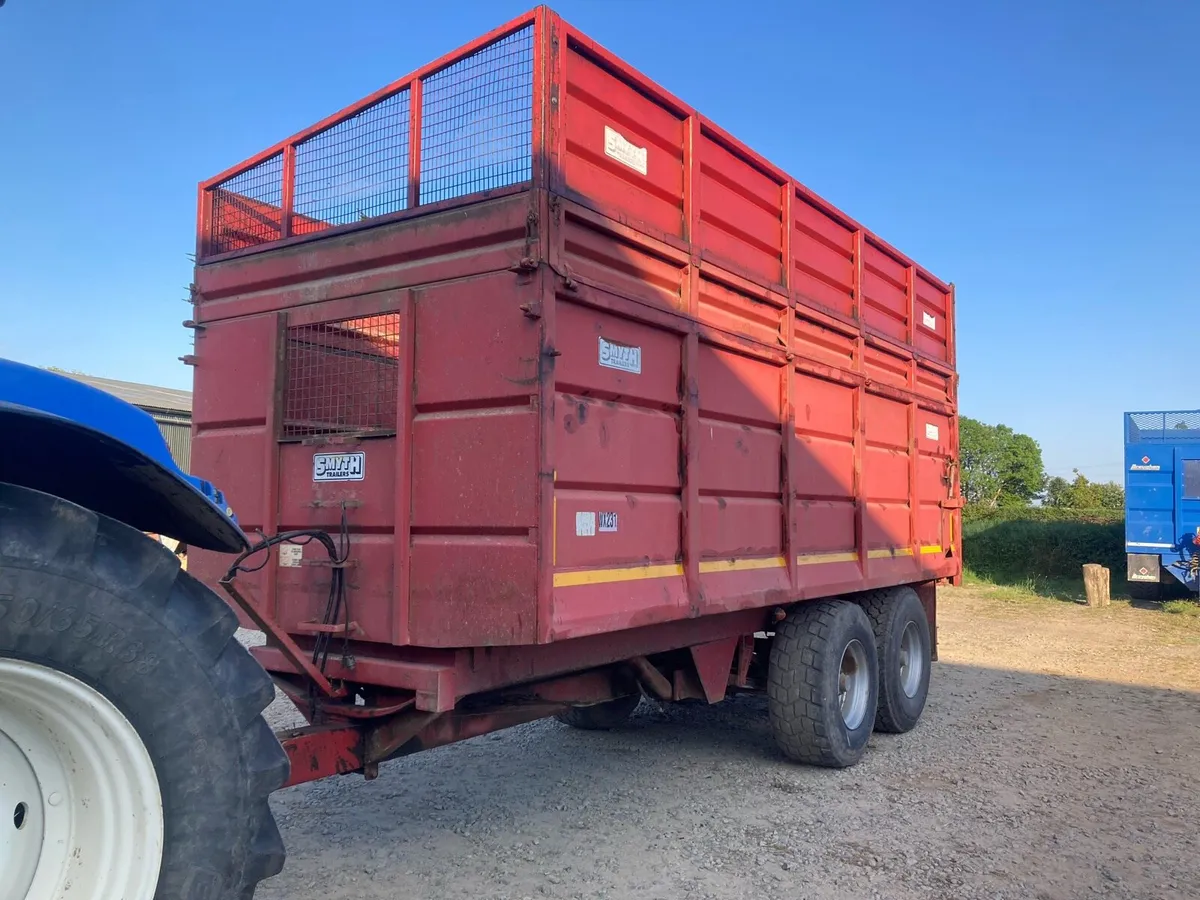 Smyth silage trailer - Image 2
