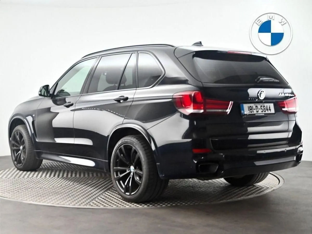 BMW X5 M50d - Image 2