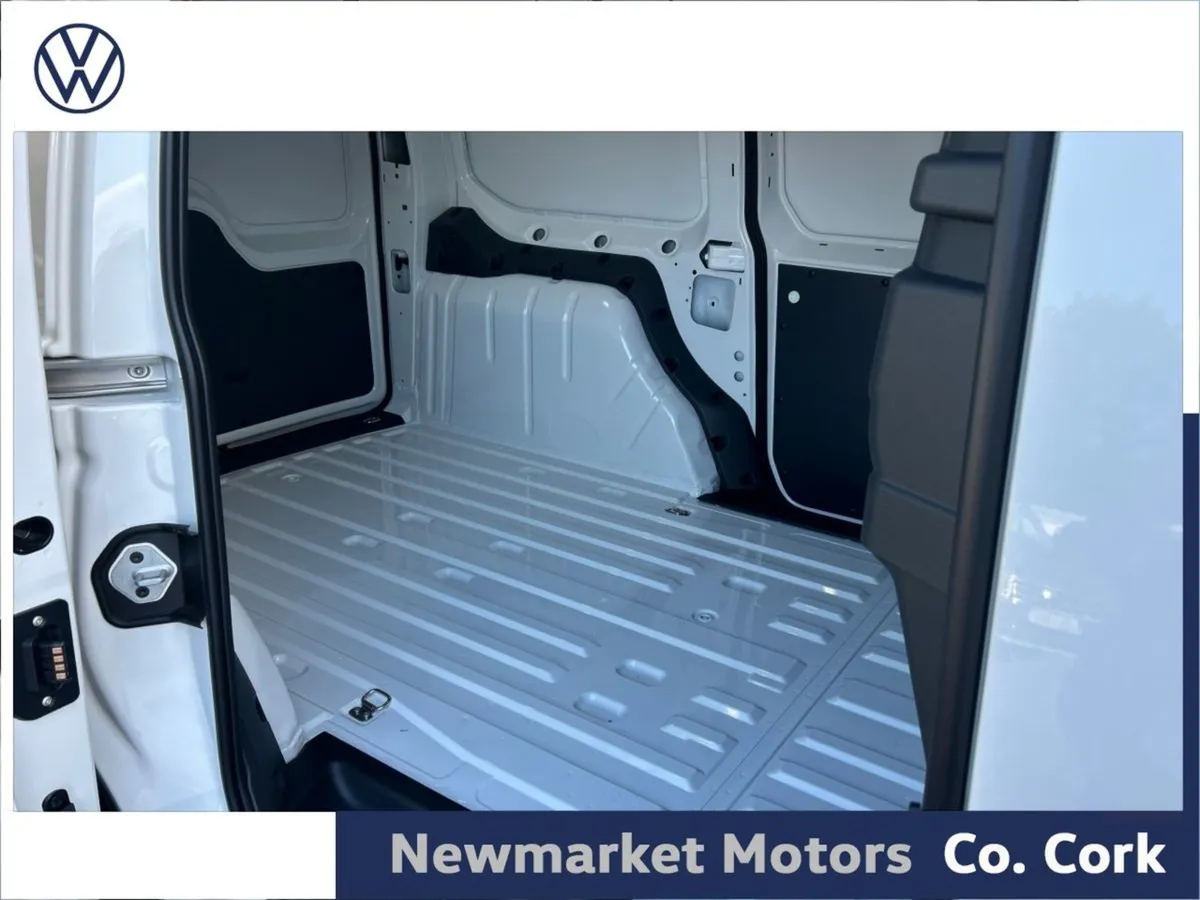 Volkswagen Caddy Maxi Long Wheel Base DSG Automat - Image 3