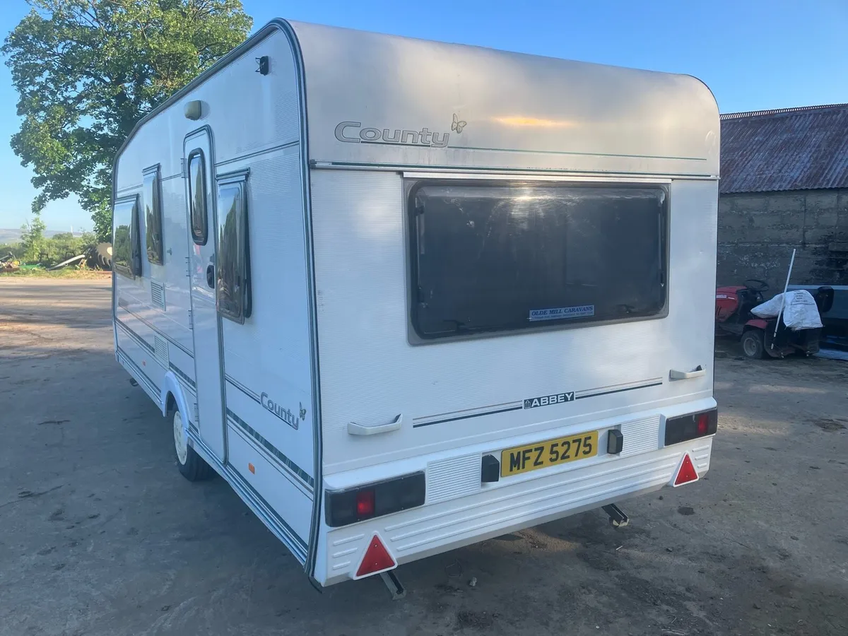 Caravan - Image 2