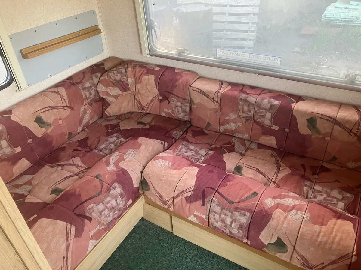 Caravan - Image 4
