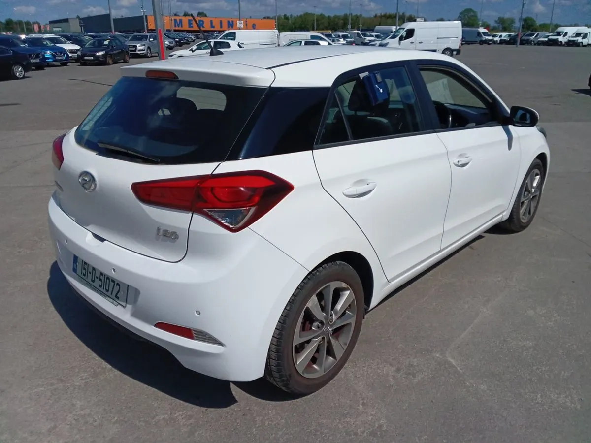 Hyundai i20 SE MPI 83bhp 1248 - Image 4