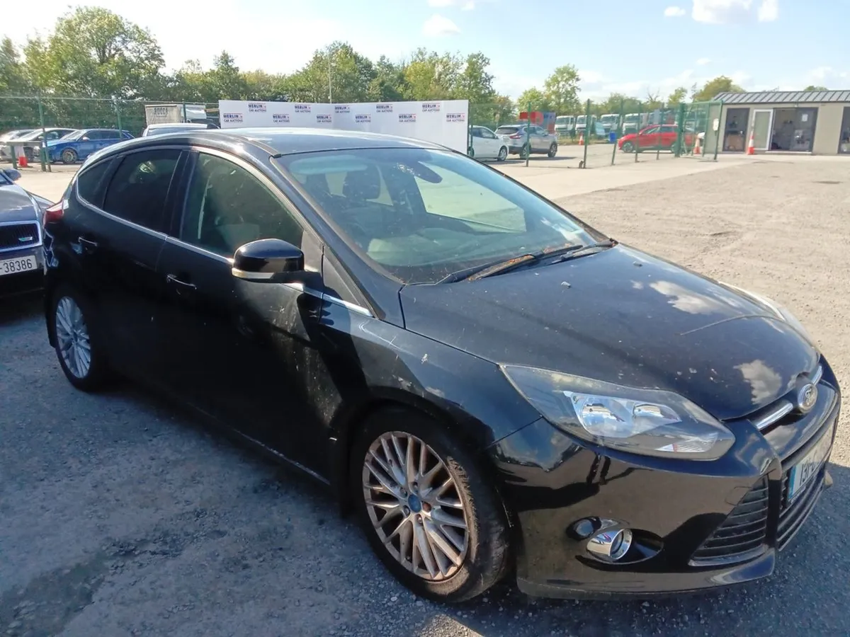 Ford Focus 1.0 Zetec Ecoboost 125PS N/R - Image 2