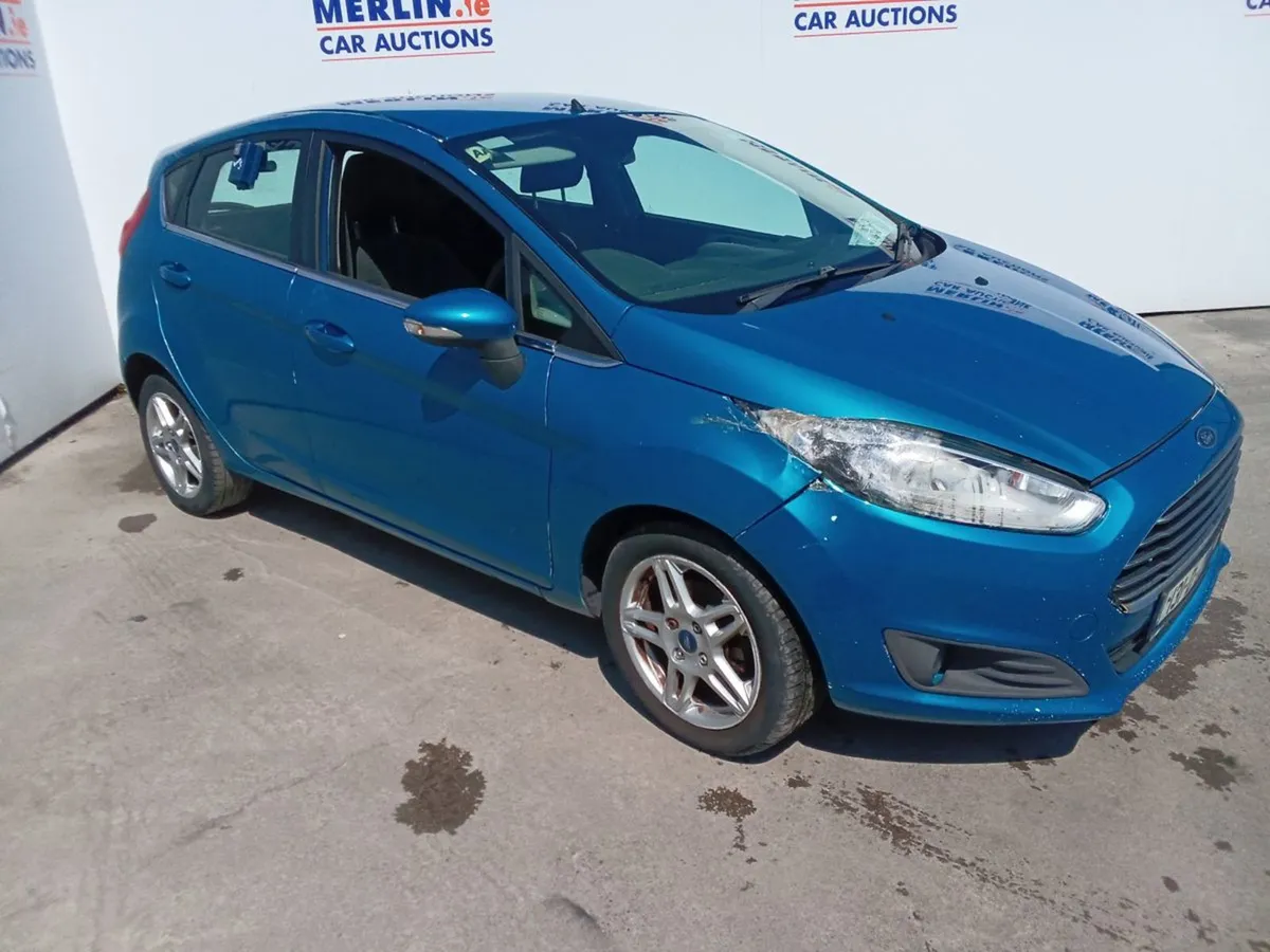 Ford Fiesta Titanium 1.5 75ps M5 - Image 3
