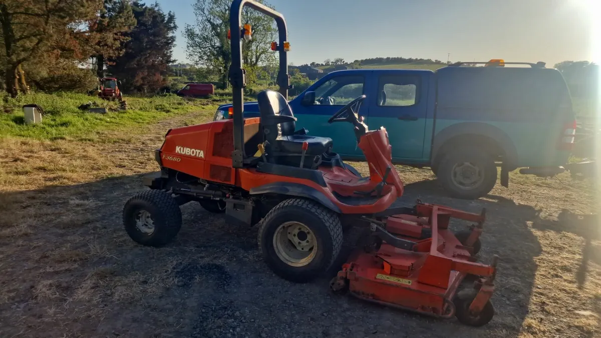 Kubota 36hp ride on mower lawnmower - Image 2