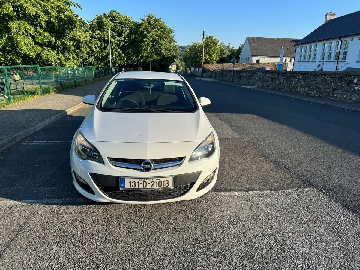 Opel Astra - Image 2