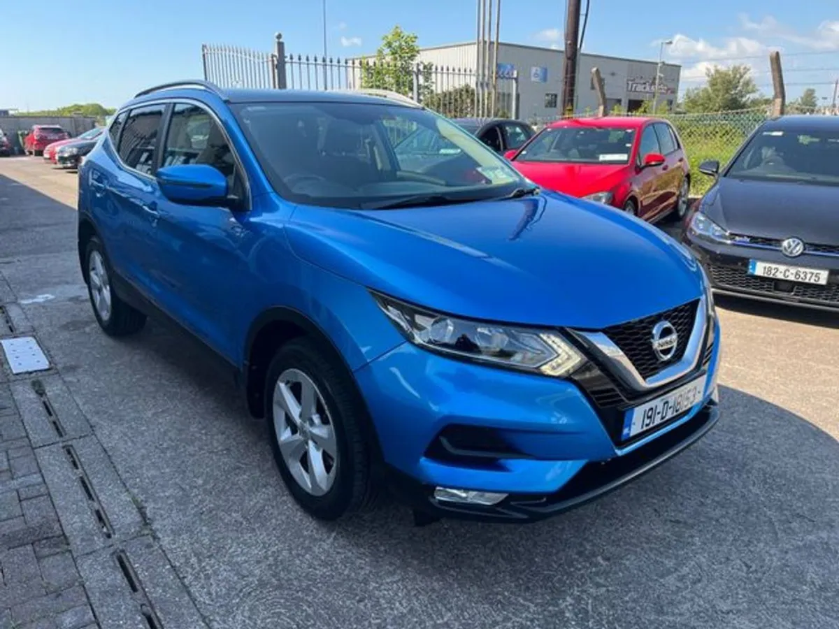 Nissan QASHQAI 1.5 SV 18 4DR - Image 2