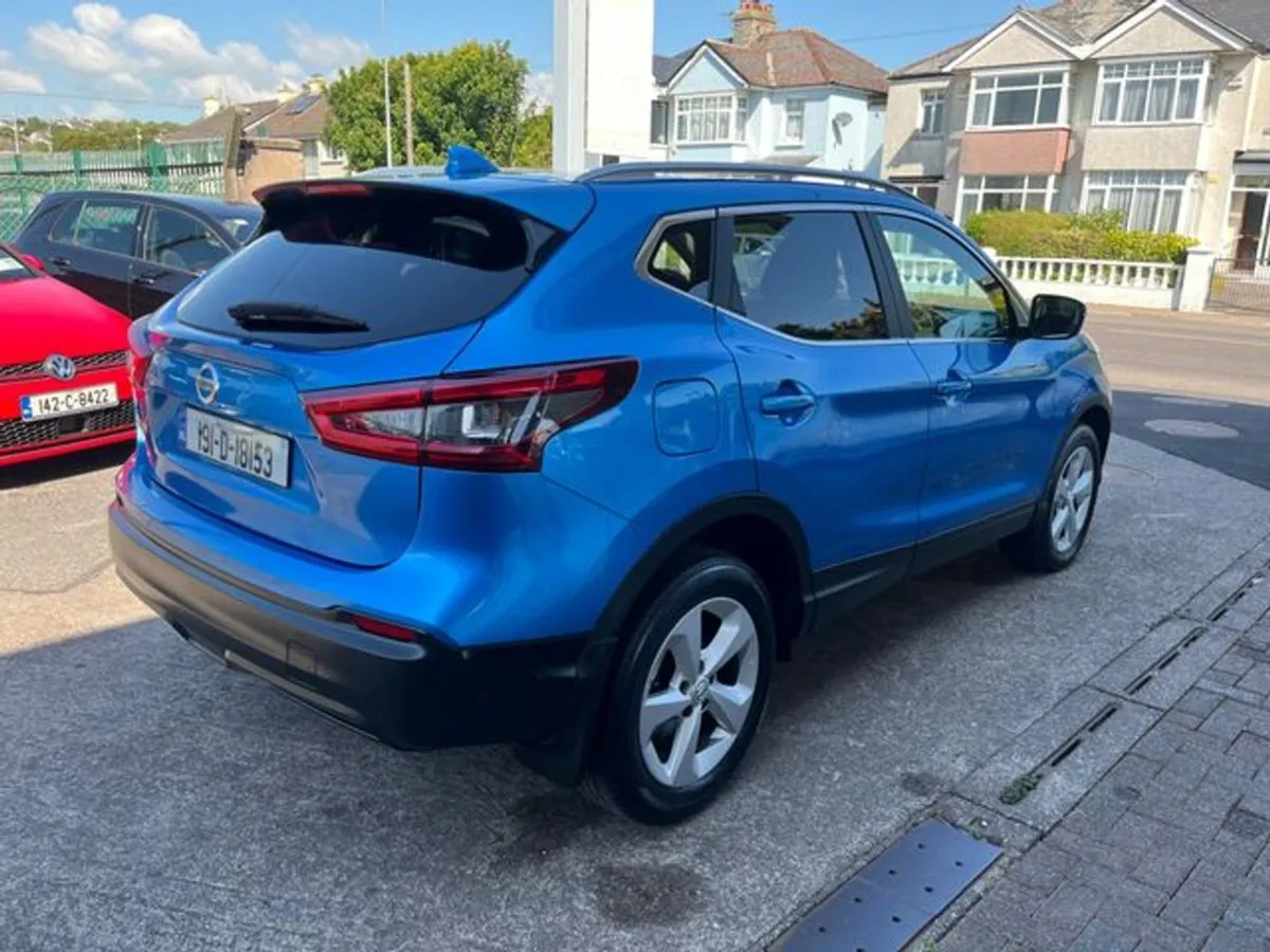 Nissan QASHQAI 1.5 SV 18 4DR - Image 3