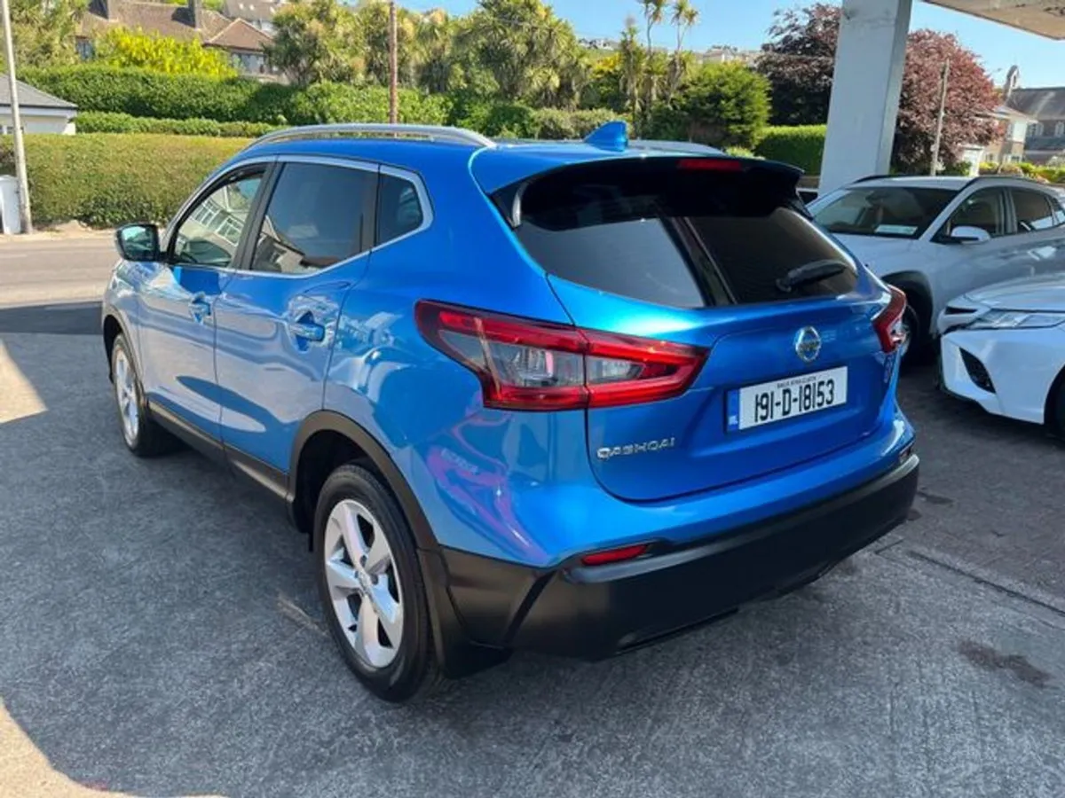 Nissan QASHQAI 1.5 SV 18 4DR - Image 4