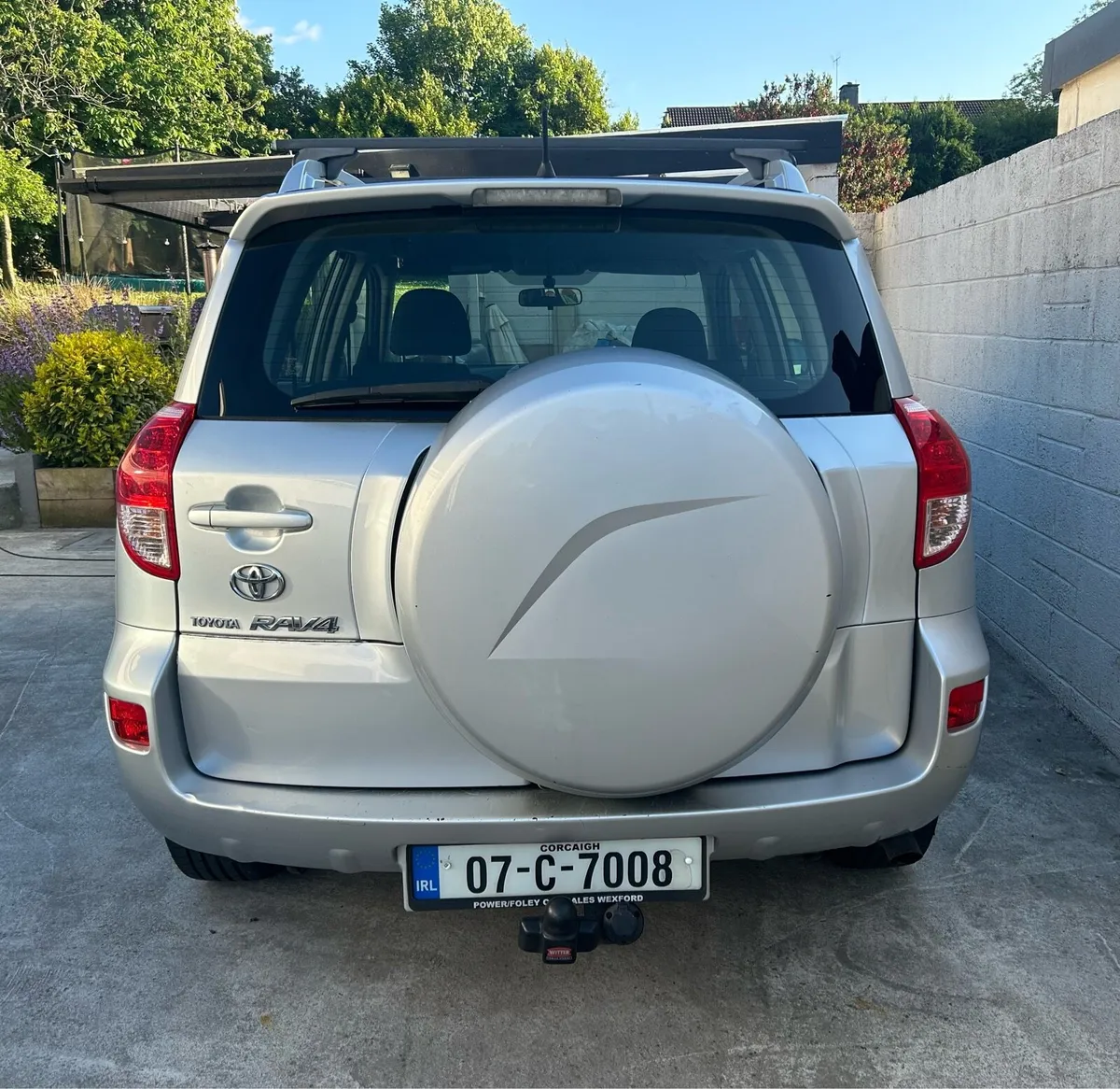 Car - Image 2