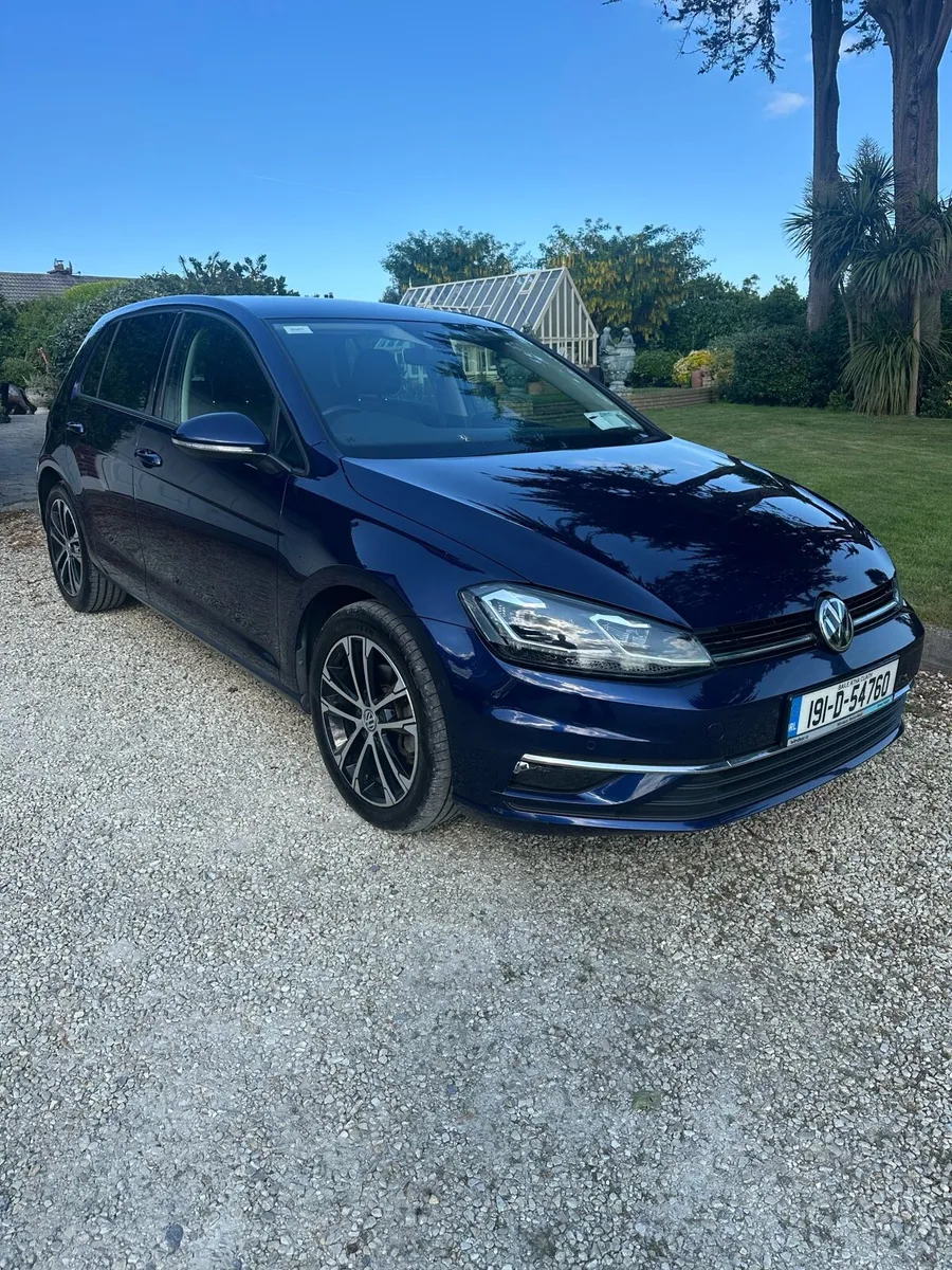 Volkswagen Golf Automatic - Image 1